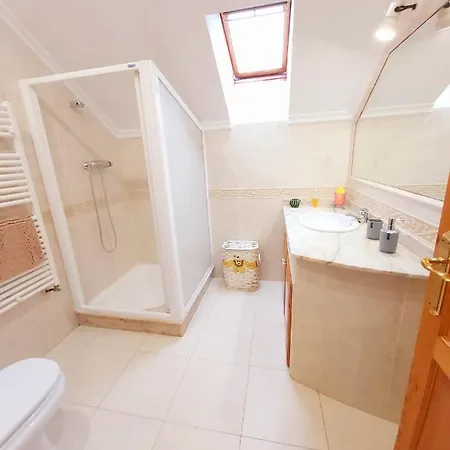 Casa Laurel 1 סואנסס